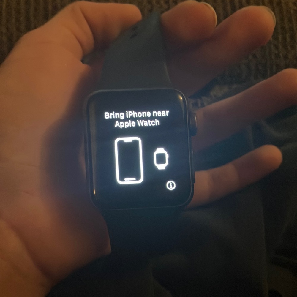 Apple Watch Series 3 just needs a trip to Verizon bc it’s locked